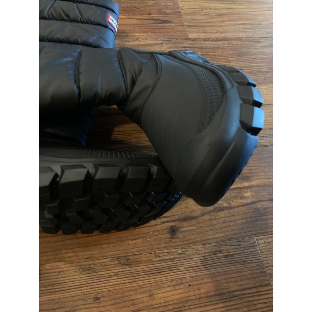 Hunter Intrepid Black Tall Snow Waterproof Puffer Boots Women 7 US 38 EU New - Picture 4 of 7